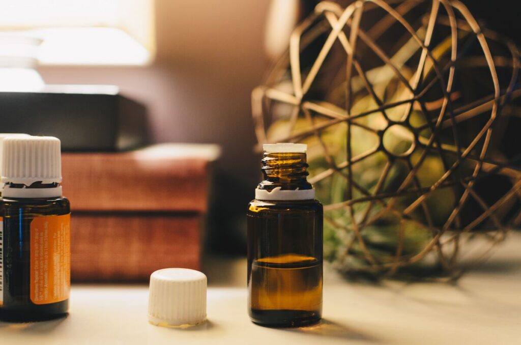 Óleo de Melaleuca: 6 dicas para usar, o óleos essencial de cedro, para que serve o óleo de melaleuca